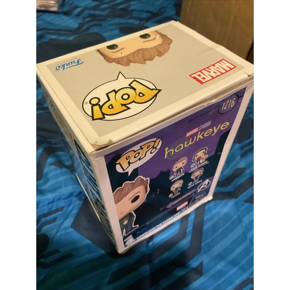 Funko POP! #1216 Hawkeye - Clint Barton Christmas Sweater -‎ Damaged Packaging